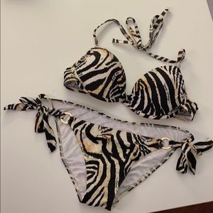Victoria’s Secret Bikini Top & Bottoms
